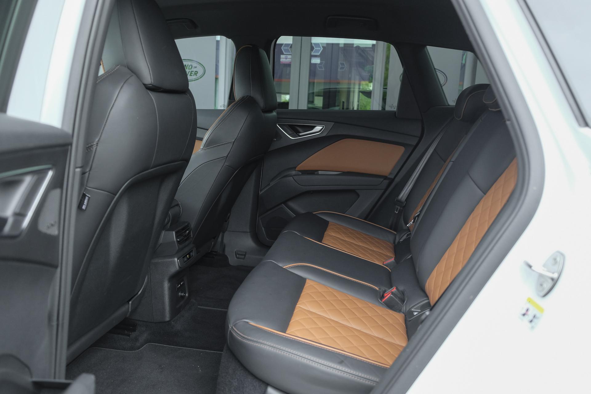 Audi Q4 e-tron 40 204pk Competition S-line 77 kWh 40424370-10.jpg | SVautos