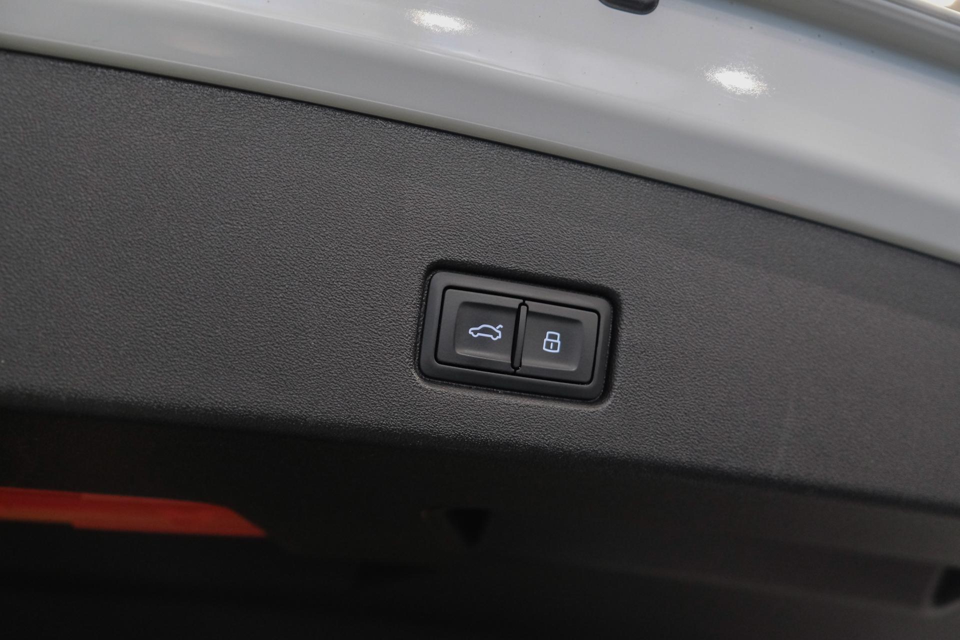 Audi Q4 e-tron 40 204pk Competition S-line 77 kWh 40424370-38.jpg | SVautos