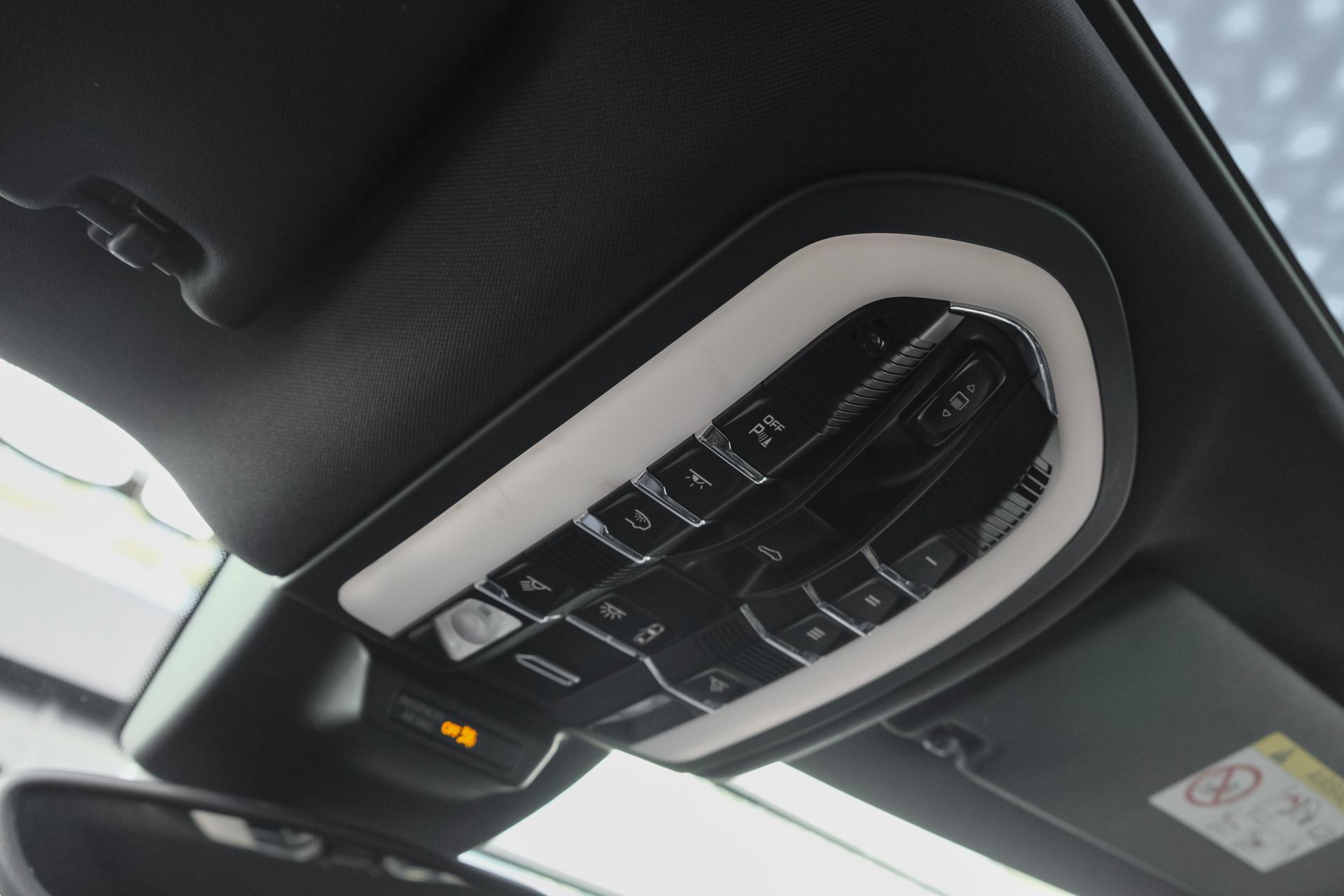 Porsche Macan S 3.0 D 258pk 43537770-36.jpg | SVautos