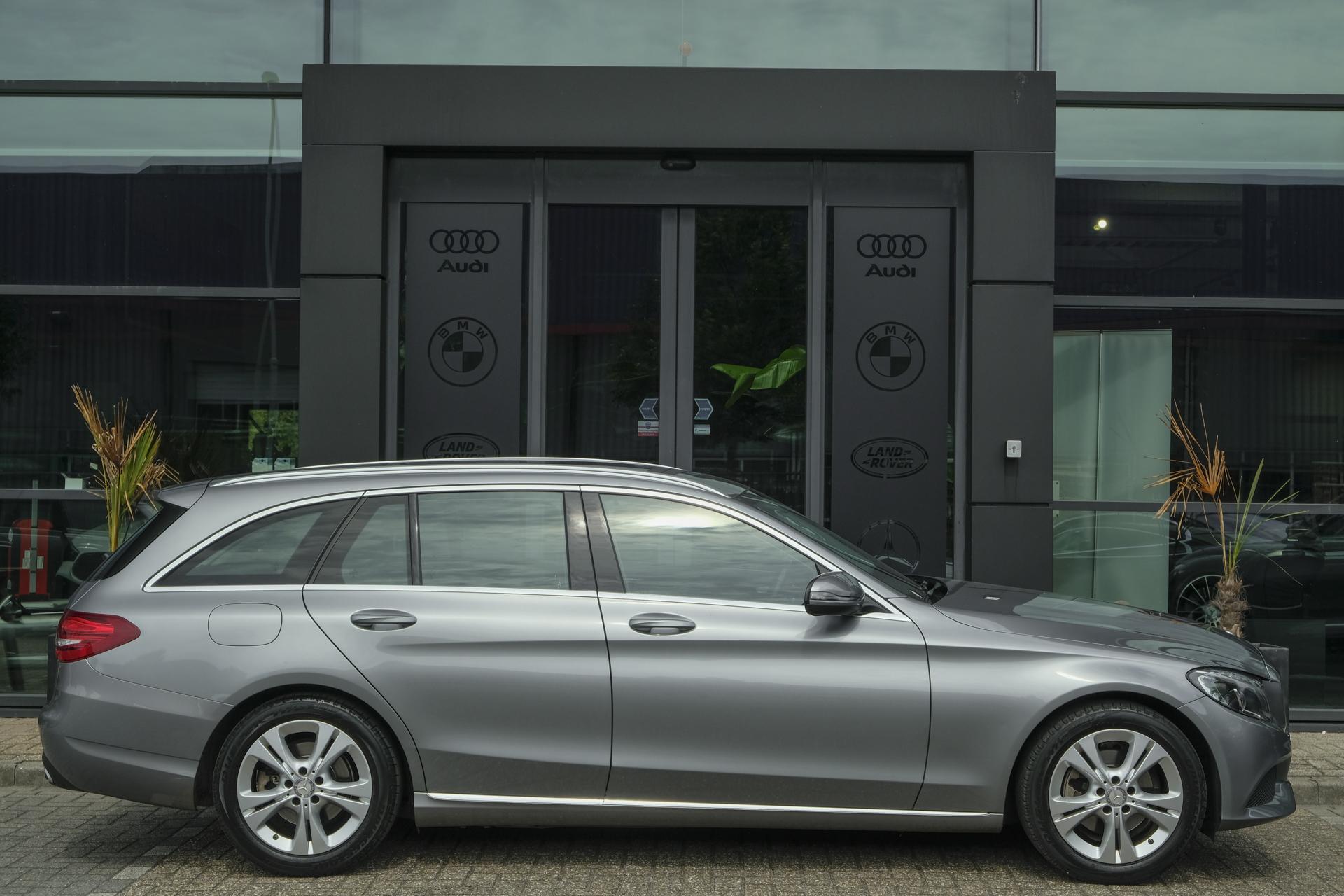 Mercedes-Benz C-Klasse Estate C200 184pk Automaat Ambition 46877637-6.jpg | SVautos