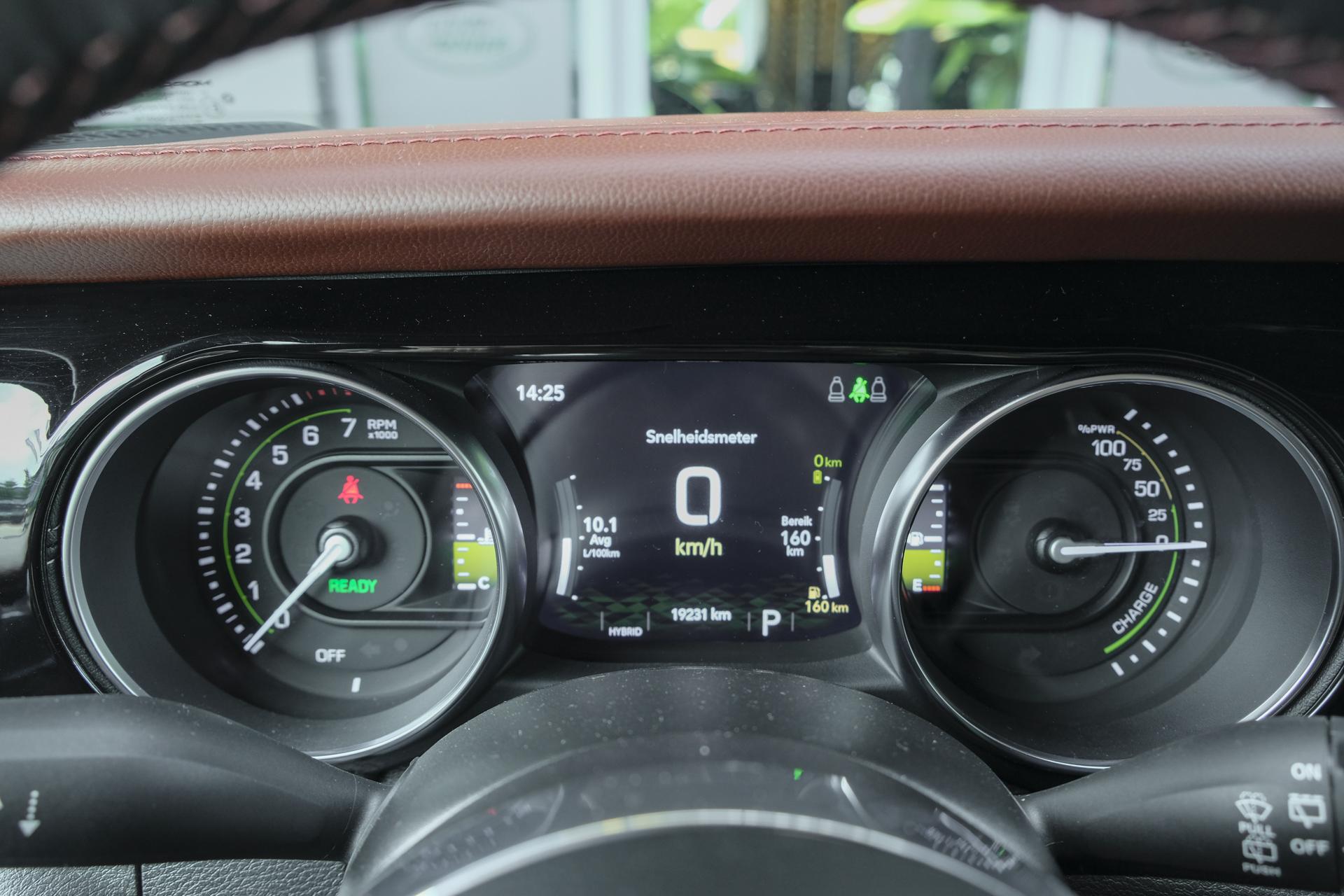 Jeep Wrangler BRUTE Richmond 380pk 4xe Hybrid 47246494-47.jpg | SVautos