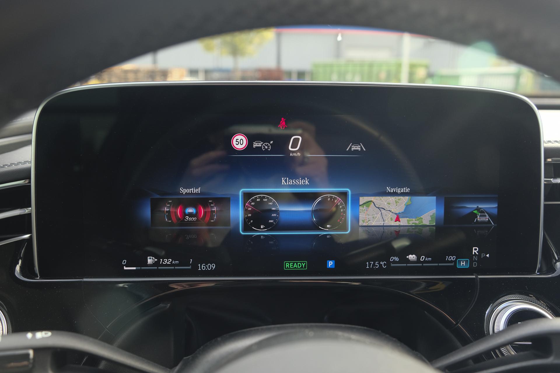 Mercedes-Benz E-Klasse E300e AMG 313pk Hybrid 47538944-24.jpg | SVautos