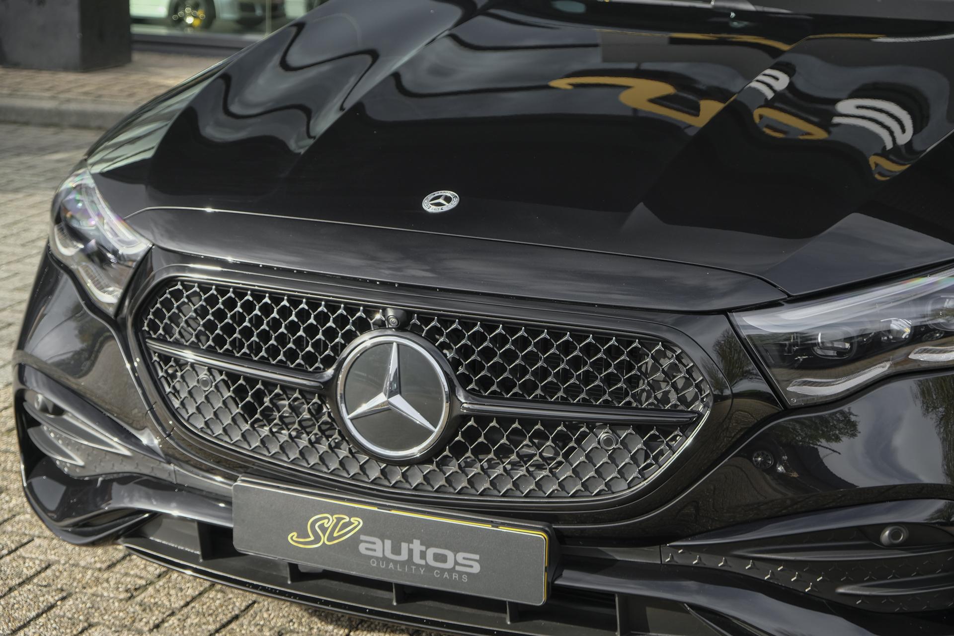 Mercedes-Benz E-Klasse E300e AMG 313pk Hybrid 47538944-25.jpg | SVautos