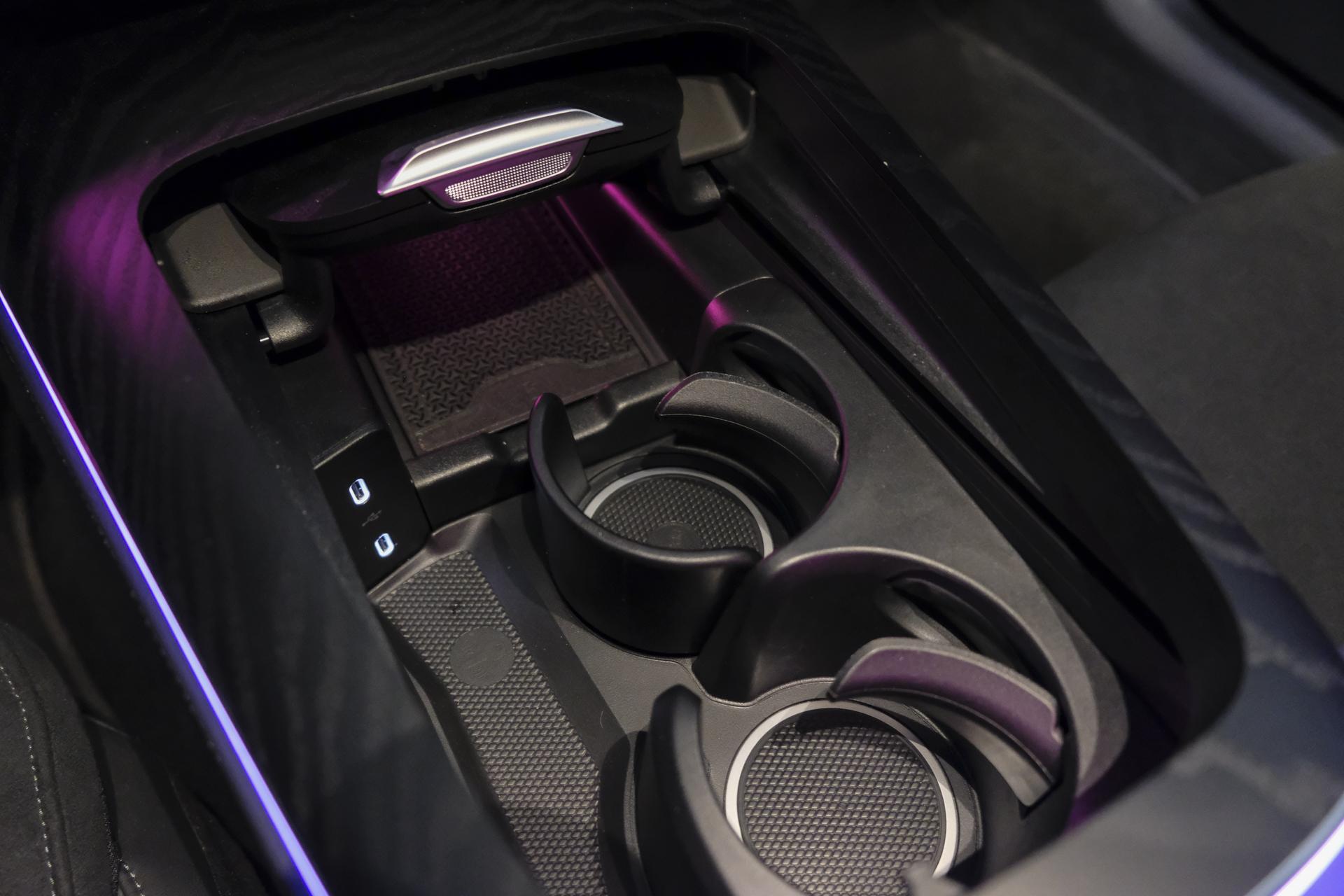 Mercedes-Benz E-Klasse E300e AMG 313pk Hybrid 47538944-44.jpg | SVautos