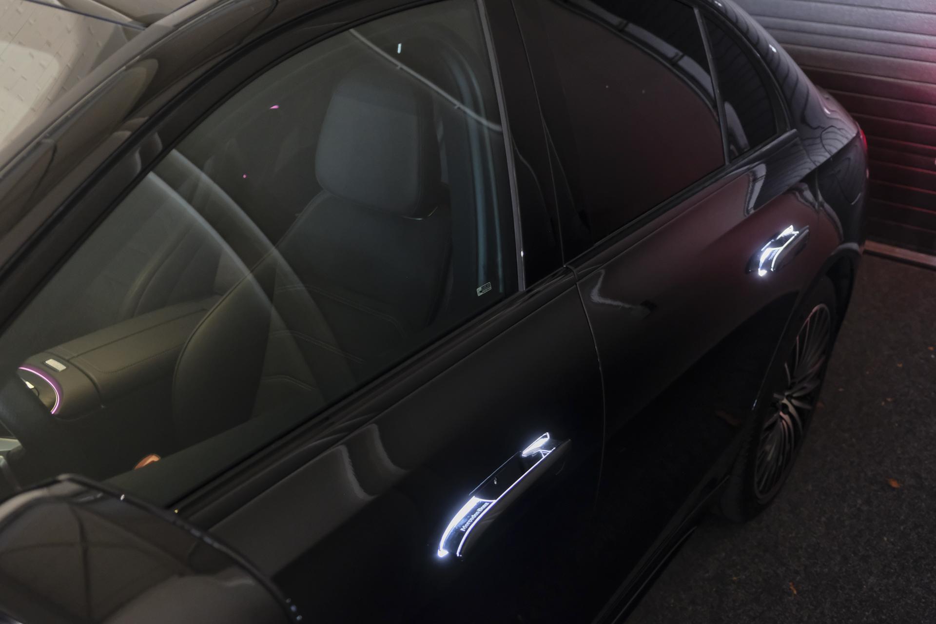 Mercedes-Benz E-Klasse E300e AMG 313pk Hybrid 47538944-45.jpg | SVautos