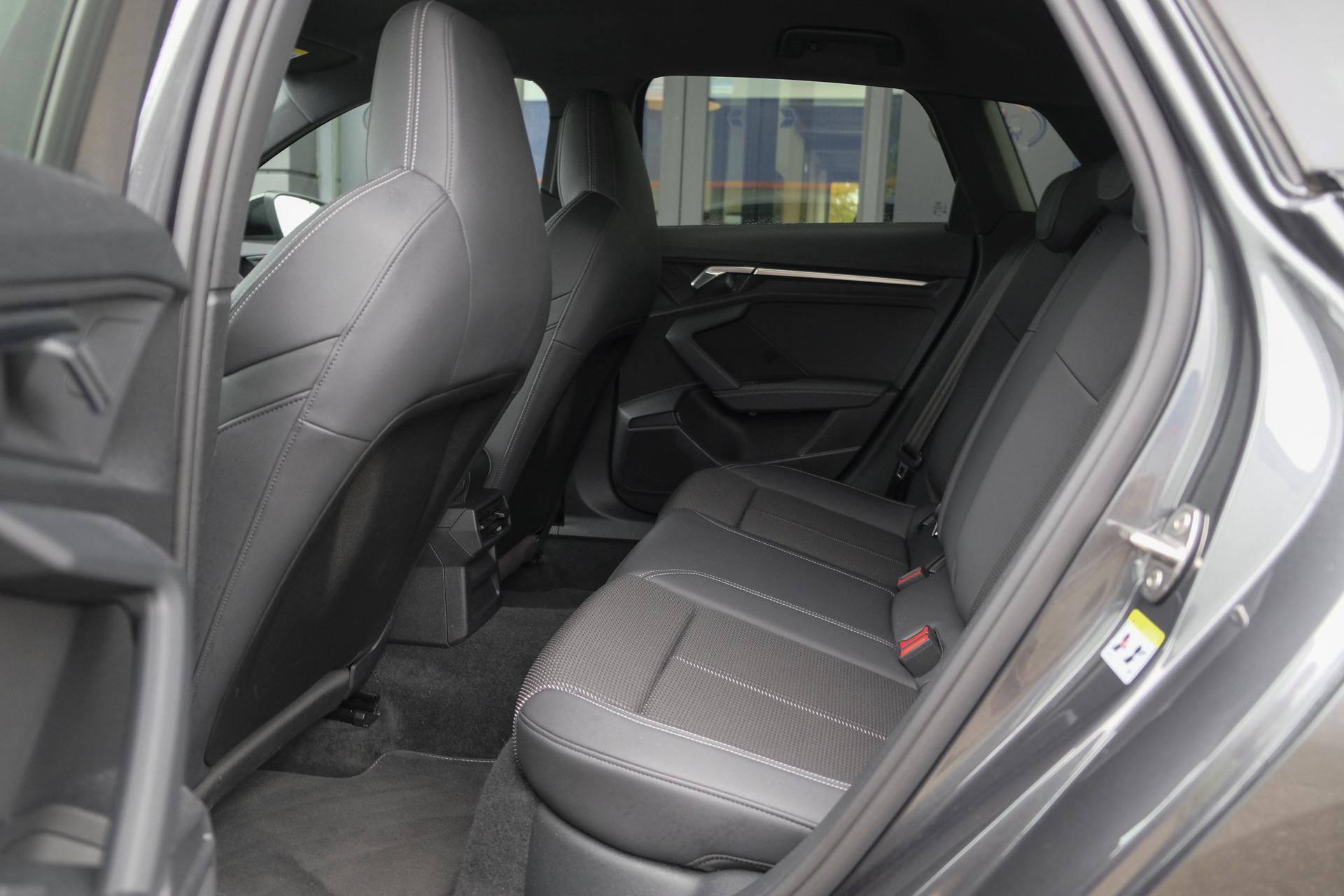 Audi A3 Sportback 30 TFSI 110pk S-line 48749184-10.jpg | SVautos