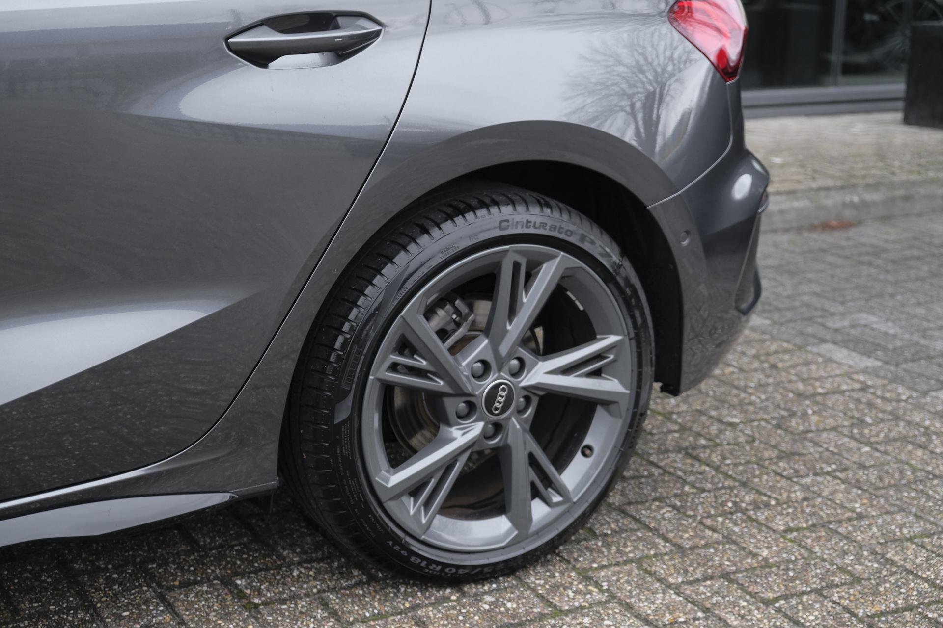 Audi A3 Sportback 30 TFSI 110pk S-line 48749184-27.jpg | SVautos