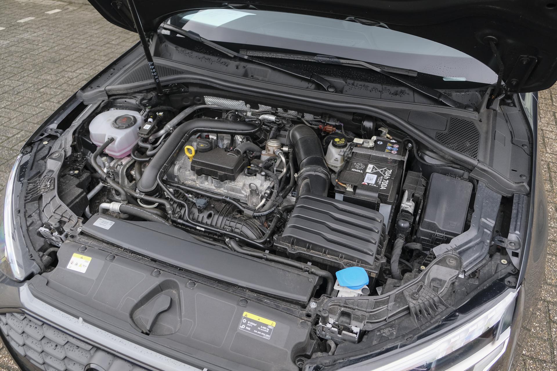 Audi A3 Sportback 30 TFSI 110pk S-line 48749184-28.jpg | SVautos