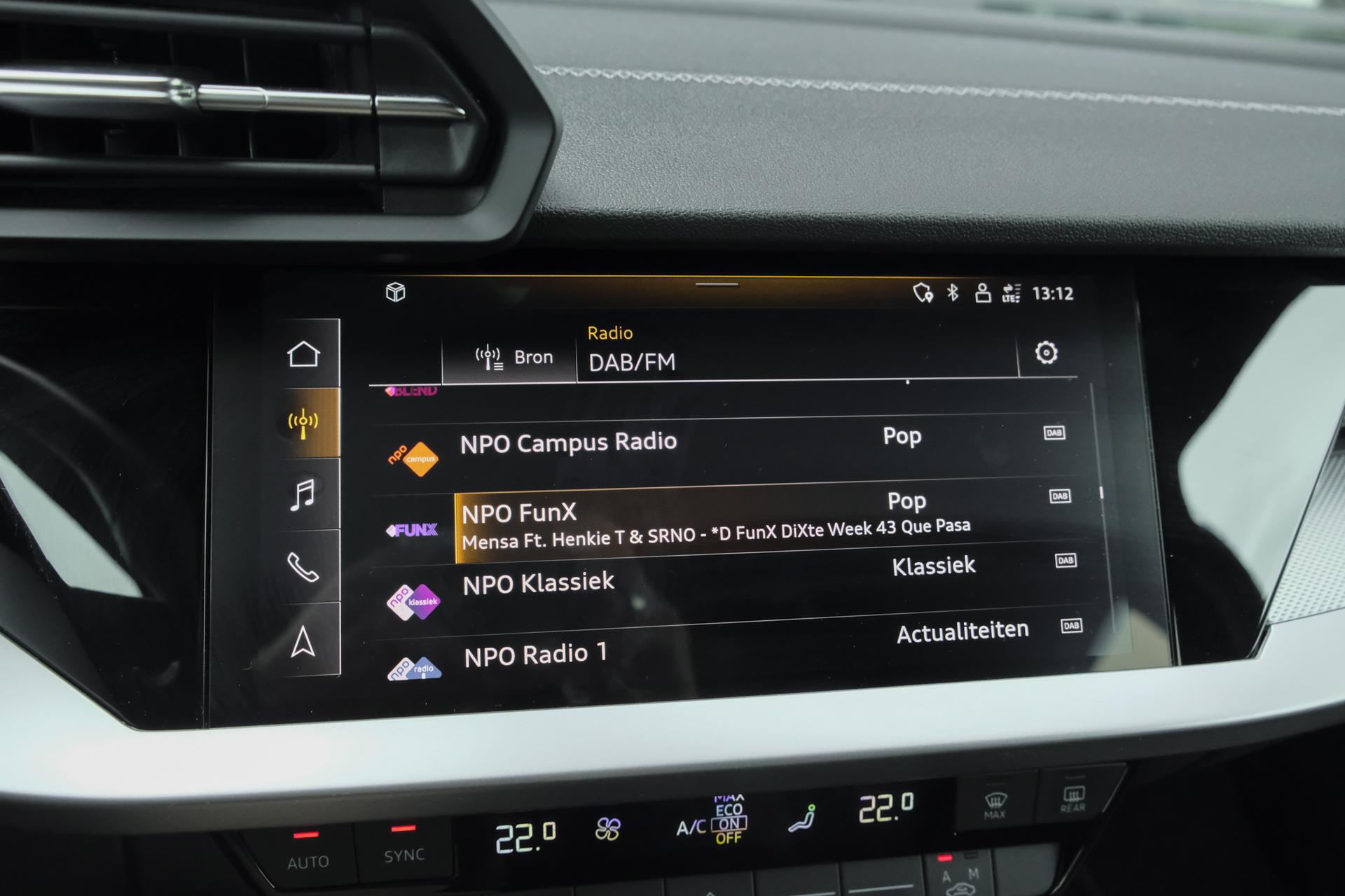 Audi A3 Sportback 30 TFSI 110pk S-line 48749184-39.jpg | SVautos