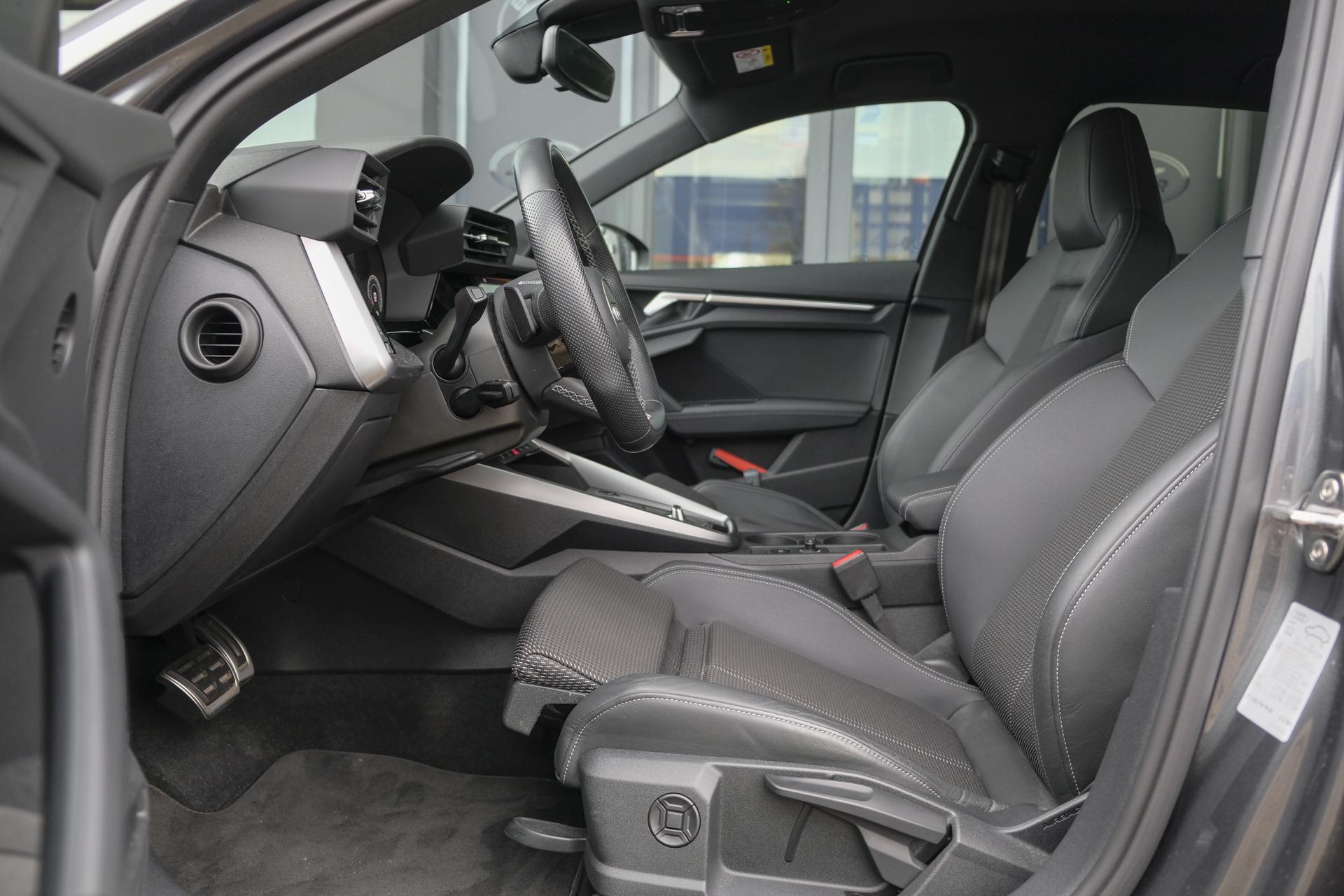 Audi A3 Sportback 30 TFSI 110pk S-line 48749184-9.jpg | SVautos